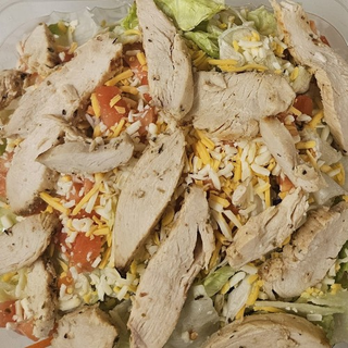 Grilled Chicken Salad (Medium)