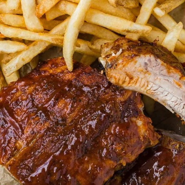 Donna's BBQ Ribs (1/2 Slab Meal).