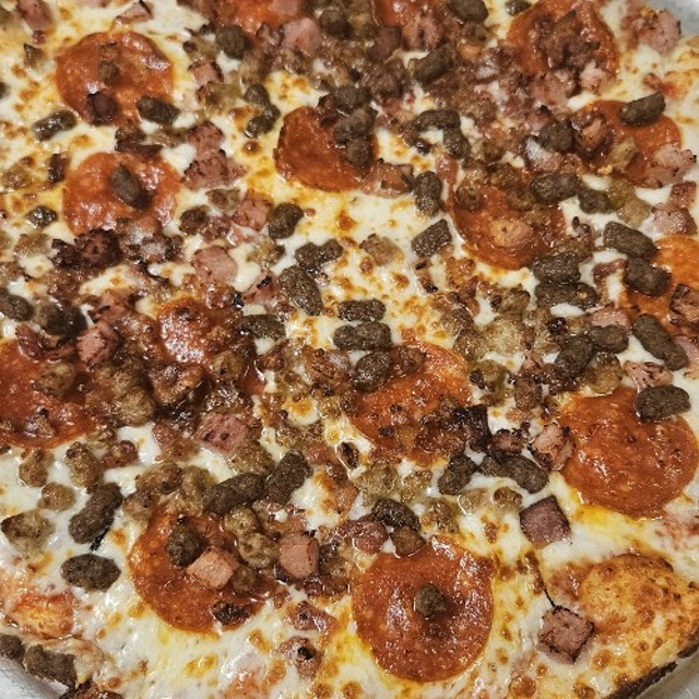 Meat Lovers Pizza (Large).